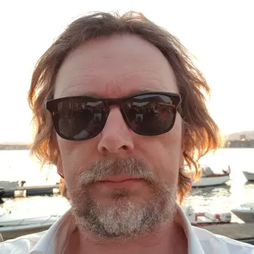 Jon R hammerfjeld