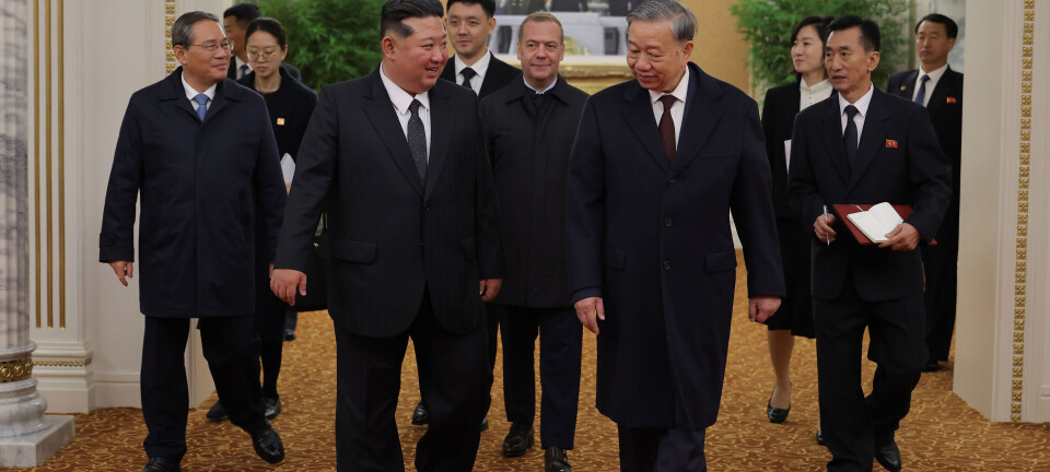 China expels top generals in major crackdown